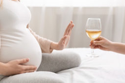 ¿Cuáles son los efectos del alcohol en la fertilidad?